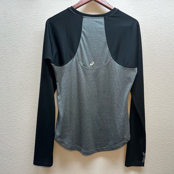 ASICS Women's Black and Gray Long Sleeve Shirt - Picture 4 of 4